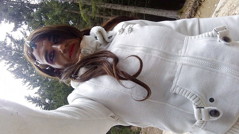 Lilicross: 独自在新月的中间