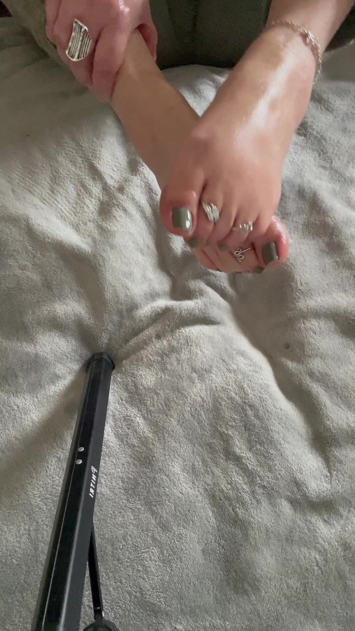 Maitresse Clara: 8 minuter av ren lycka framför mina vackra fötter