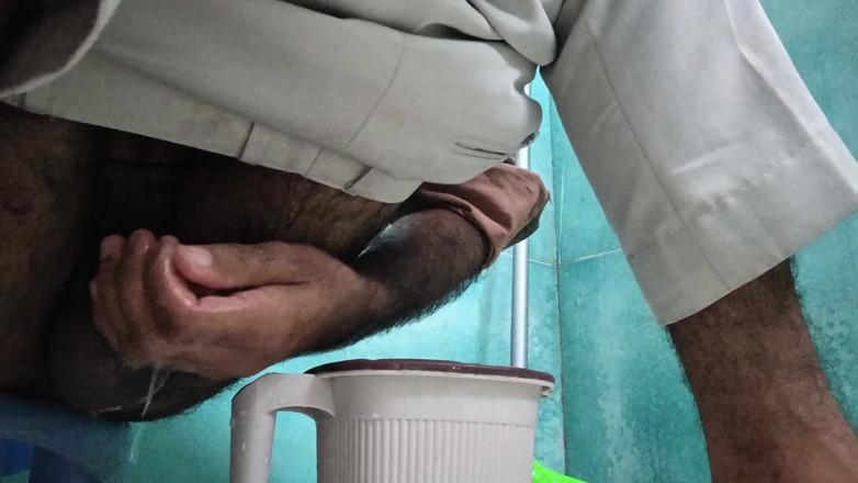 Brijesh 270: 感受继妹的每一部分。独处男孩世界