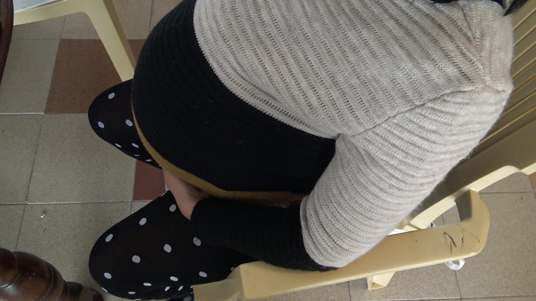 Stepmom Susan: 임신한 보지에서 오줌을 싸는 배다른 아들