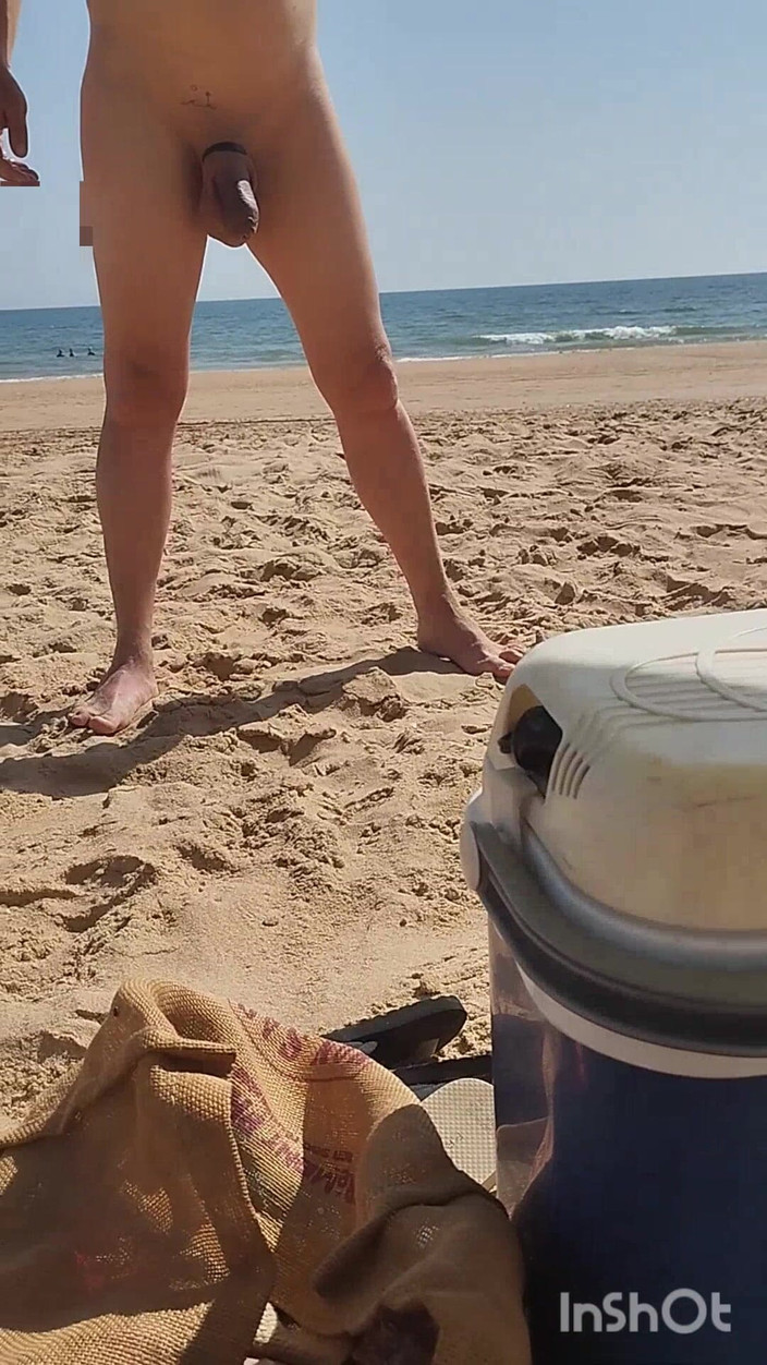 Morbosete000: 在裸体主义者海滩上