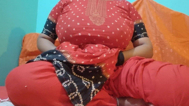 NilaRani693: Divertimento solista a tarda notte lento e sensuale