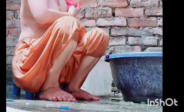 TricolorMusic3: A fit girl with a radiant look—enjoying a moment of...