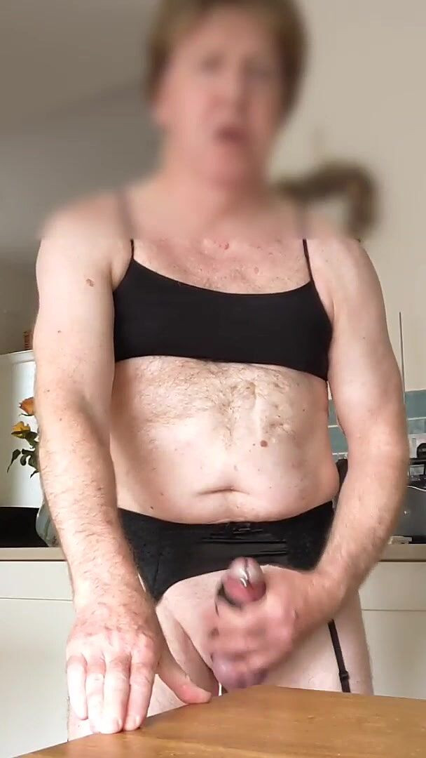 Bellhead: Distracție cu efeminat, partea a treia