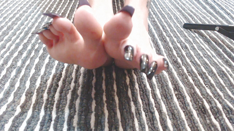 Abby Anna: Długie czarne lakierowane paznokcie ruchające się