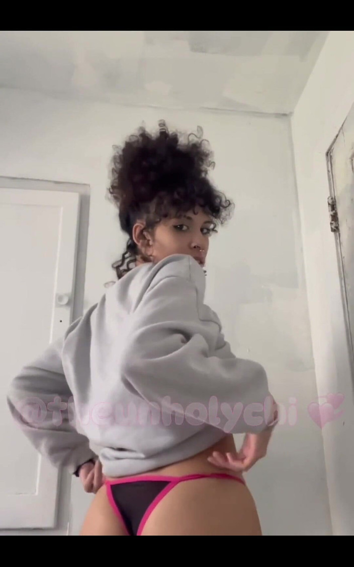 theunholychi: Roztomilá Lil Booty