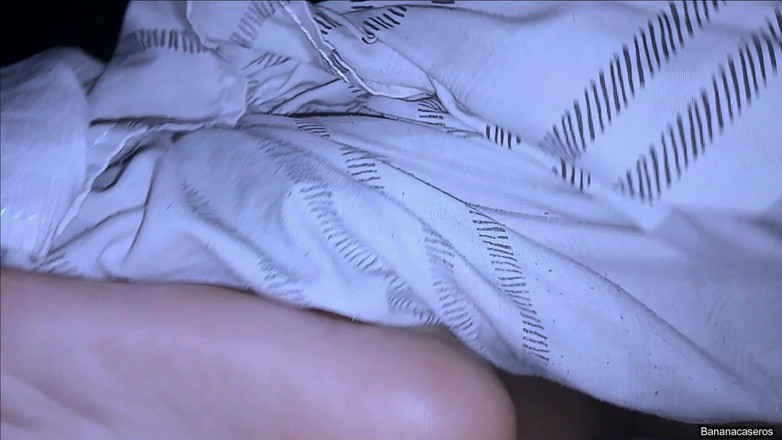 Bananacaseros: Er zeichnet mich auf, wie ich meine Füße und meinen...