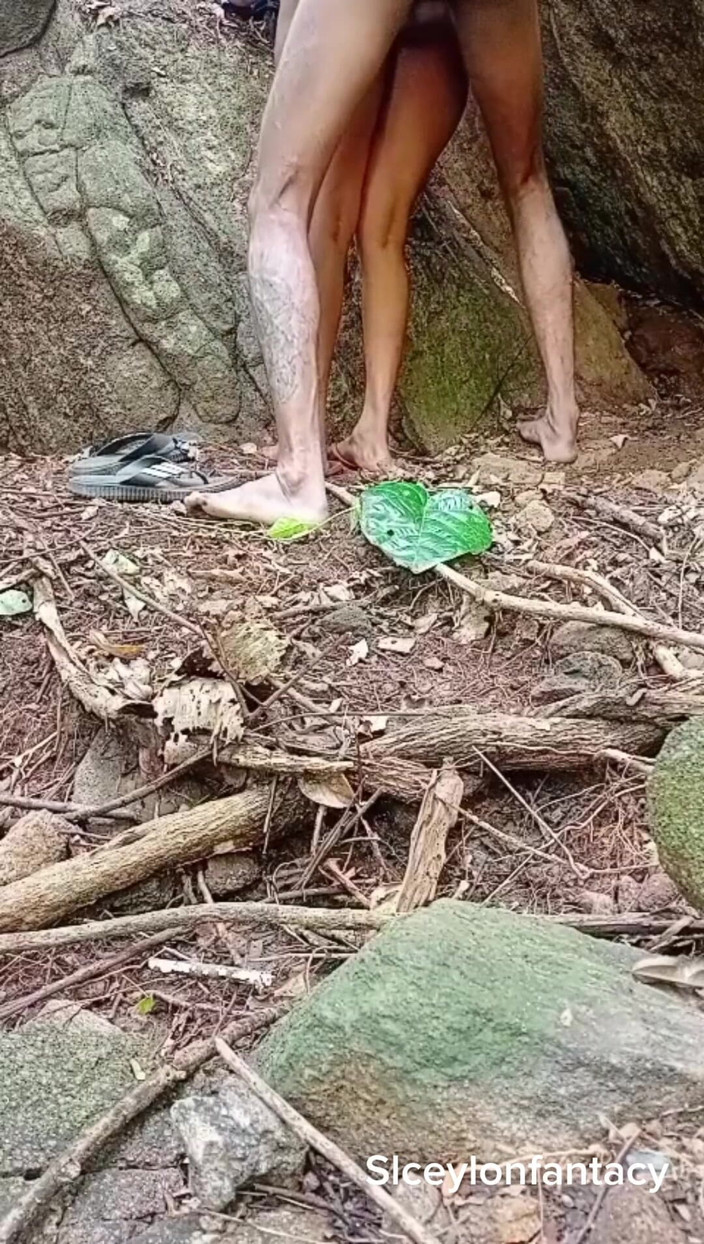 SLXXStudio: Une Femme Se Fait Baiser Par Son Voisin Pendant Que...