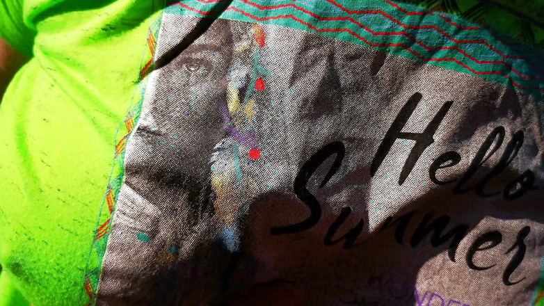 Bouncy Tits Action: Köprüde göğüslerini sikiyor