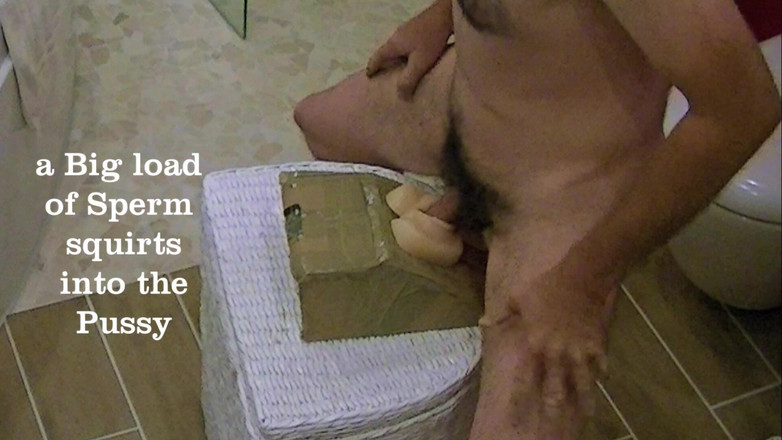 Mark Hannes: Fleshlight neukpartij masturbatie in de badkamer