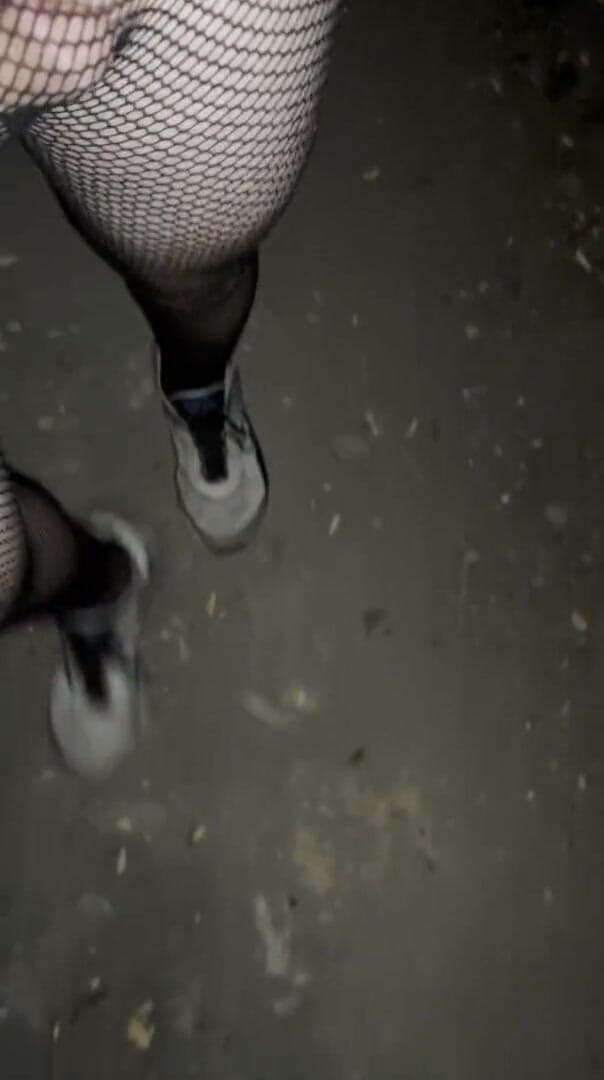 Apomit: Night walking in pantyhose close road teen boy flash no...