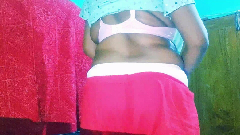 NilaRani693: Thời gian solo riêng tư