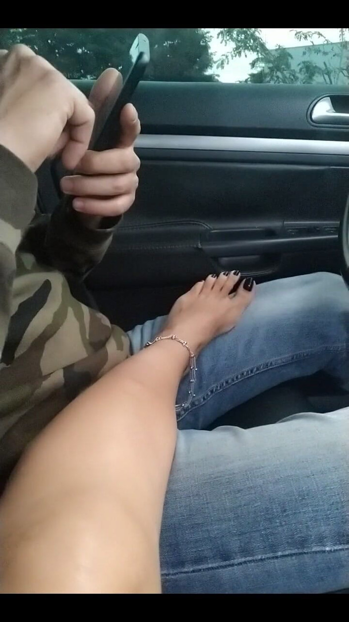 KiffaFeet: Fii gelos pe asta.