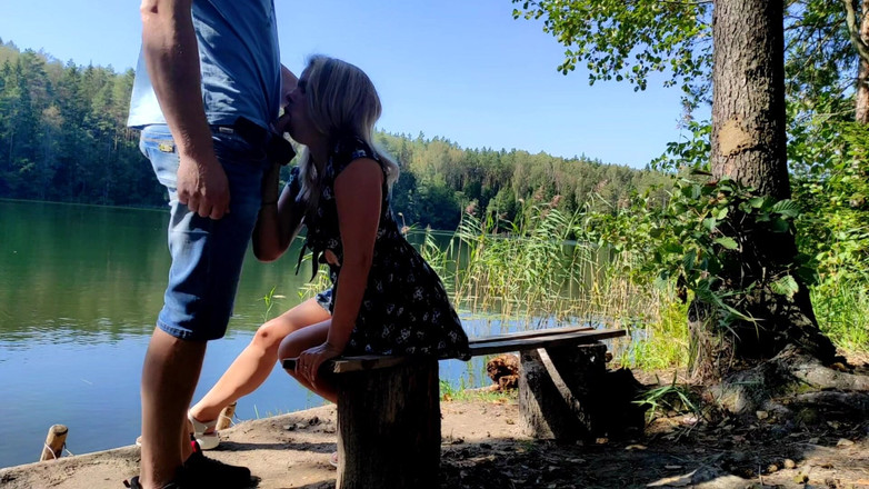 S-Wife Katy: 아름다운 장소에서 보지를 애원하고 내 자지를 원해