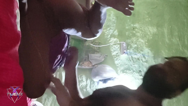 TijehX: La sexy sangeeta bhabhi mostra la sua figa rosa e...