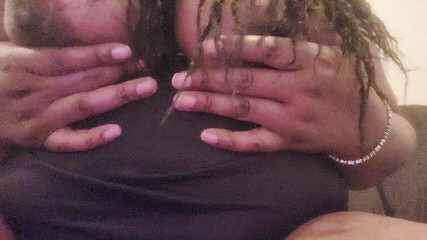 Badie_Riri: Nadržená, mokrá a čekající na tebe