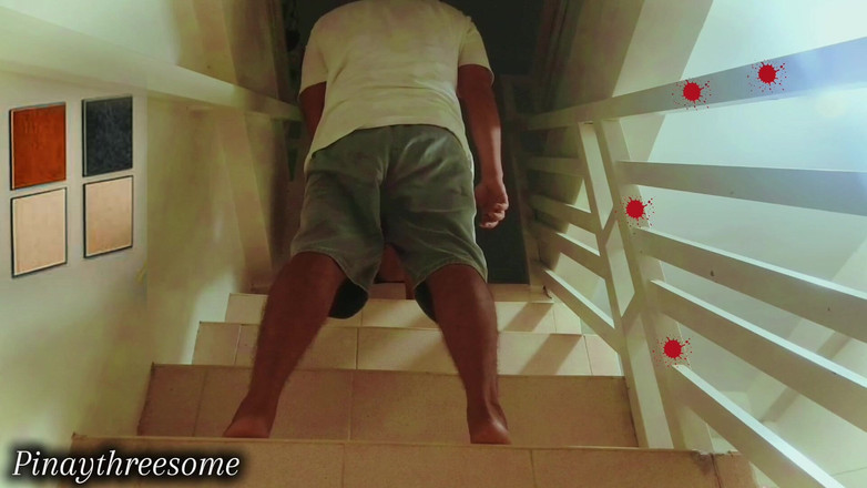 Pinay Threesome: Saya pergi bertemu dengan kekasih rahsia saya apabila suaminya berada...