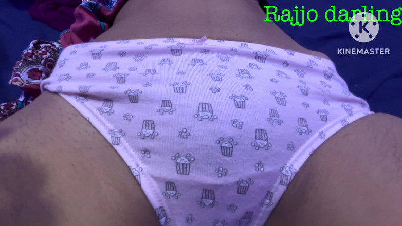 Rajjo darling: Sorellastra indiana ki piccola fica vergine