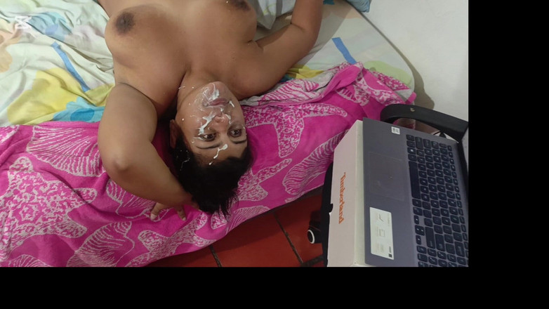 oficialkairadenaly: J’ai atteint ma demi-sœur à quatre en remplissant son visage entier...