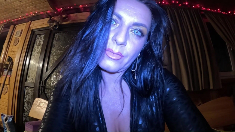 MilfyCalla: Ansiktsknullad &amp;täckt i sperma - stora tuttar, kameltåra &amp; djup oral joi