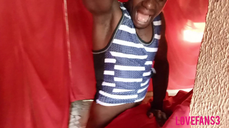 Moviesporn1: Este San Valentín es para una gran belleza negra guapo