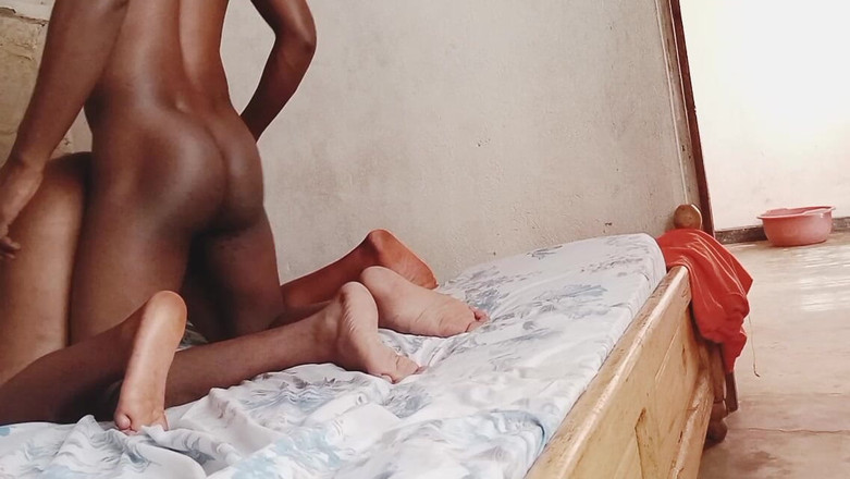 Me and my new slut: मेरी कुतिया के साथ फिर से सुपर डॉगी स्टाइल, हम कभी निराश नहीं होते