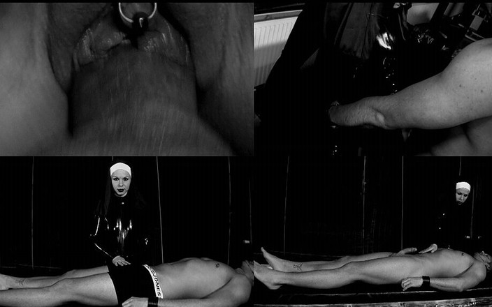 Lydia Privat: La monja de látex