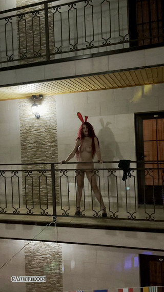 Sweet Buttocks: Tanec nahý v hotelu