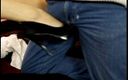 MILF Station: Velká prsatá milfka potěší tvrdý penis nohama
