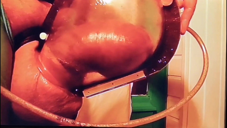 Monster_Meat_: Monstertube als schwanzpumpe benutzt!