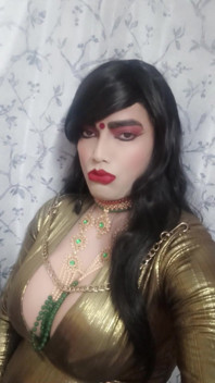 Aditi Singh Ka First Video