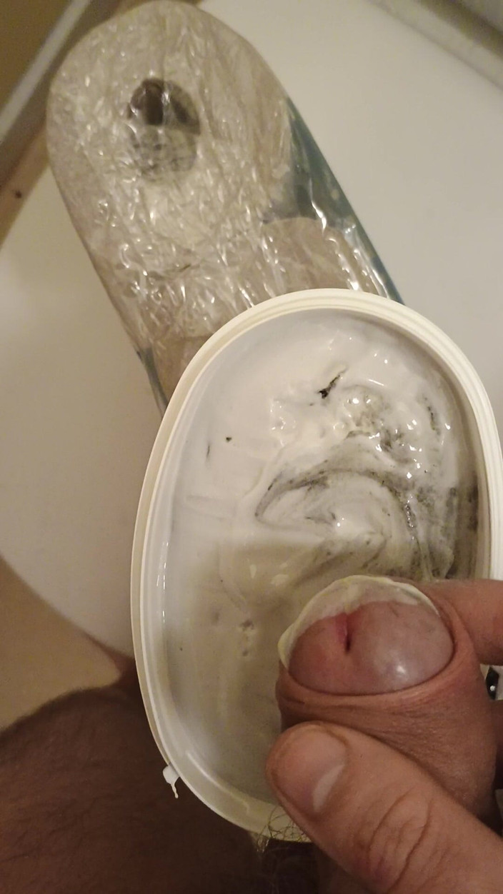 Ed Eden: Comiendo helado