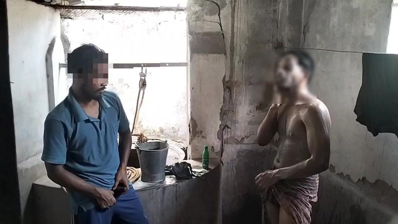 Desi Tits: Shower Bathing First Time Neighbour Guy Fucking Twink Boy