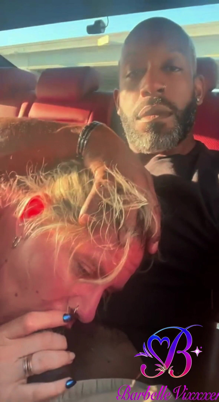 BarbelleVixxxen: Backseat Blowjob: More Than Just a Passenger Princess
