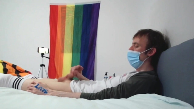 Sammy Andrews: Sammy Andrews playing with his cock