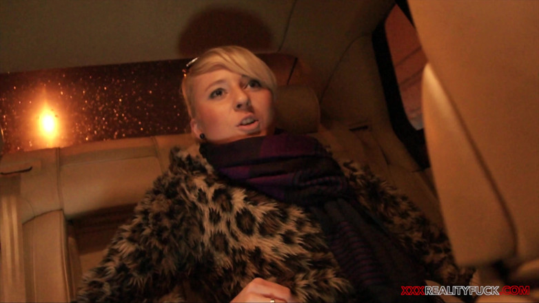Czech Pornzone: Already Caught Public Toilet Fuck