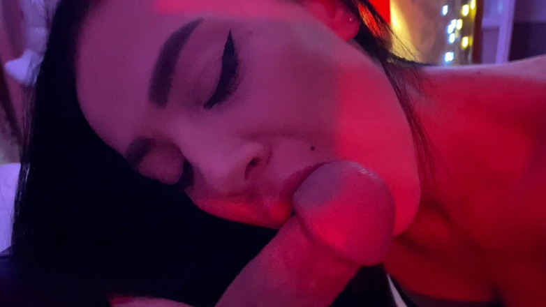 Slowly Tease: # 17 (completo) padrona in nylon vintage con cintura rossa fa delicatamente...