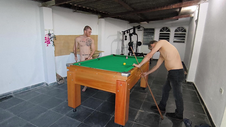 carmonaoficial: The Carmonas Playing, Who Lost the Bet?