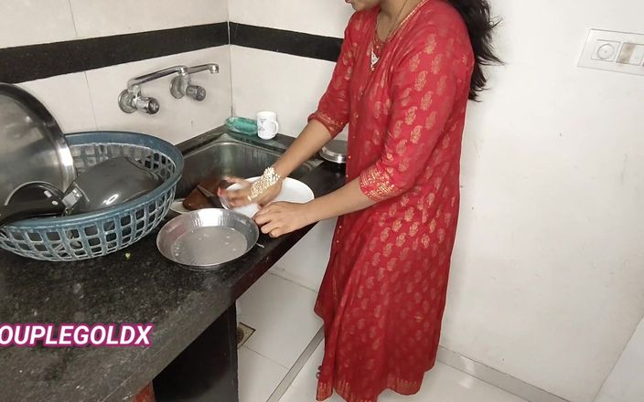 Sexy Komal: Komal fodida na cozinha