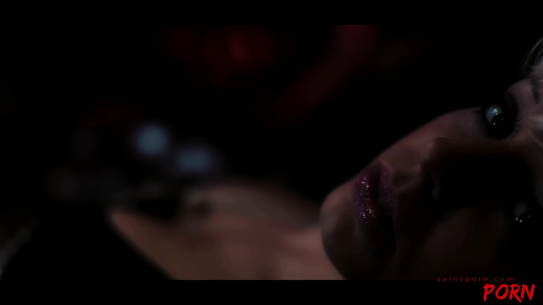 SaintPorn: Tiffany Kingston Liebt Dildos Und Schwänze