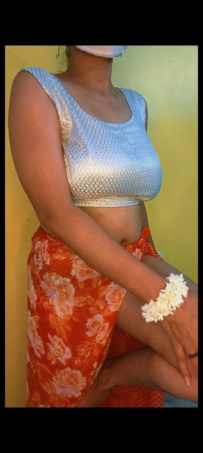 Liana proxy: Šukání Desi Bhabhi v indické sárí