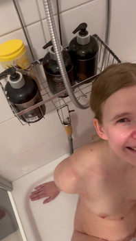 Omg! Absolutely Breaking Taboos! Trying Pee for the First Time!