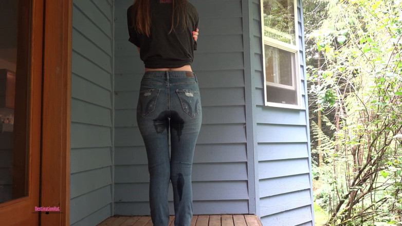 Destination Kat: Pissing in Jeans