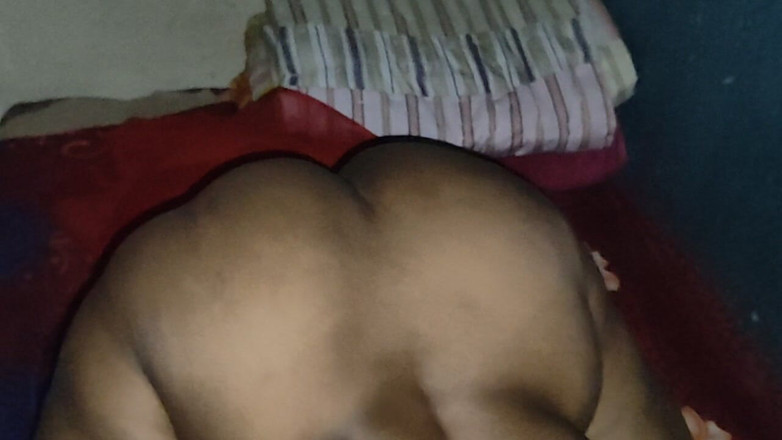 Hot_girl02: Bhabhi zeigt große möpse und dicken arsch fickt im doggystyle