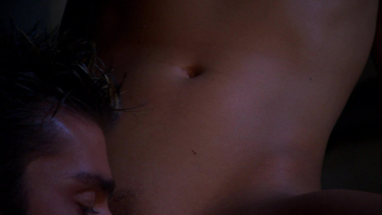 Hand Lotion Studios: Соблазнительная певица блондинку с идеальными половыми губами трахнули на крыше