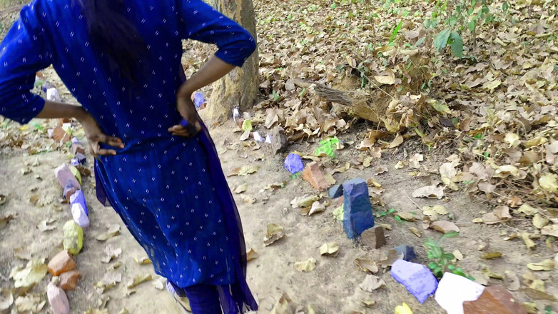 Ankush raj: Tiriku dipanggil ke taman hari ini dan memasukkannya ke kamar