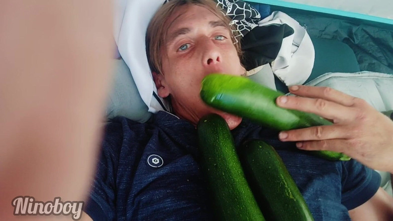 Culopeke: Její dvě nová dilda, nová tloušťka pro její těsný zadek