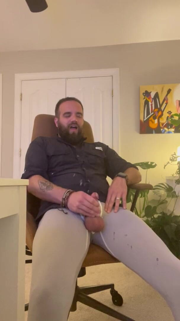 GKM888: Jack off sessione di sborrata