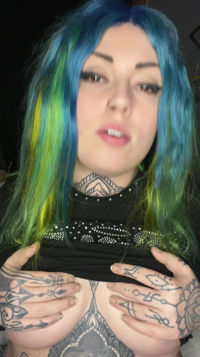 Miss Valentina: Puta ahegao do papai