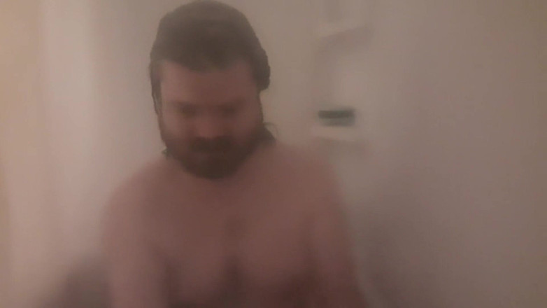 Au79: Questa doccia è ancora buio